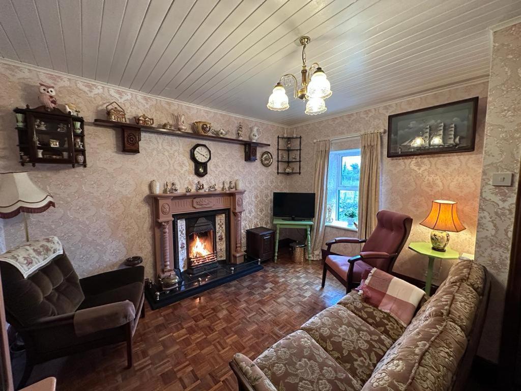 Louth Memory Lane Farmhouse Carlingford מראה חיצוני תמונה